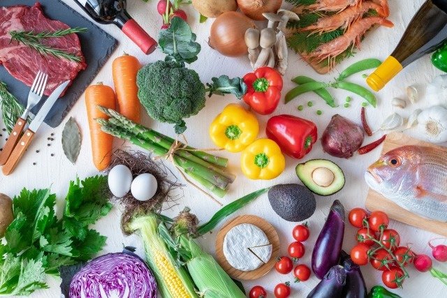 【2025年最新版】徹底比較!冷凍冷蔵宅配の配送サービス比較&当日配送の課題対策!